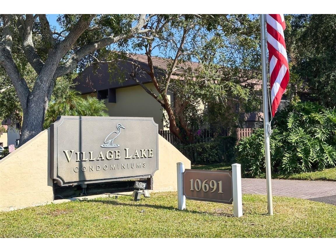 735 S Village Drive N #206 Saint Petersburg FL 33716 TB8448749 image2