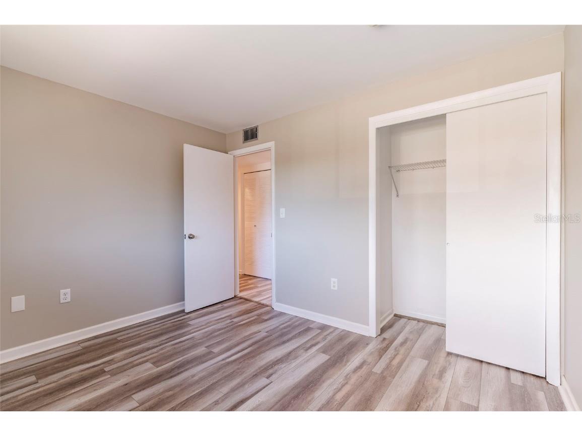 735 S Village Drive N #206 Saint Petersburg FL 33716 TB8448749 image25