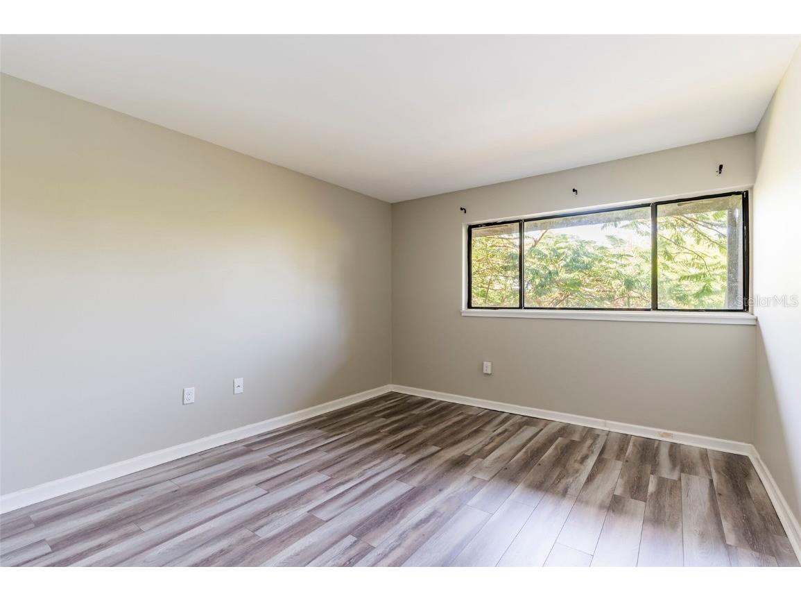 735 S Village Drive N #206 Saint Petersburg FL 33716 TB8448749 image30