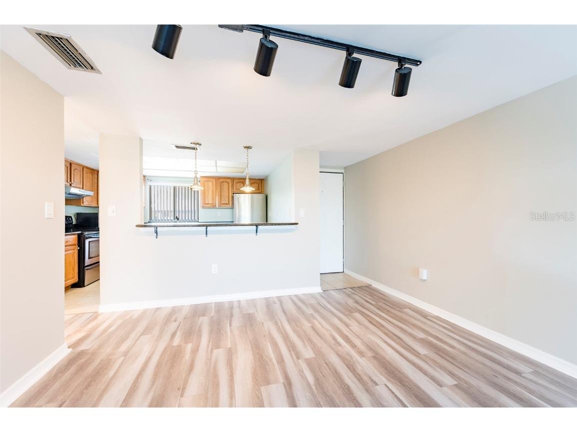 735 S Village Drive N #206 Saint Petersburg FL 33716 TB8448749 image4