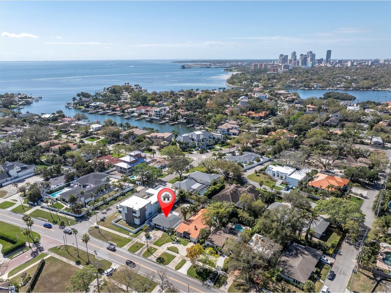 735 Snell Isle Boulevard NE Saint Petersburg FL 33704 TB8481936 image1
