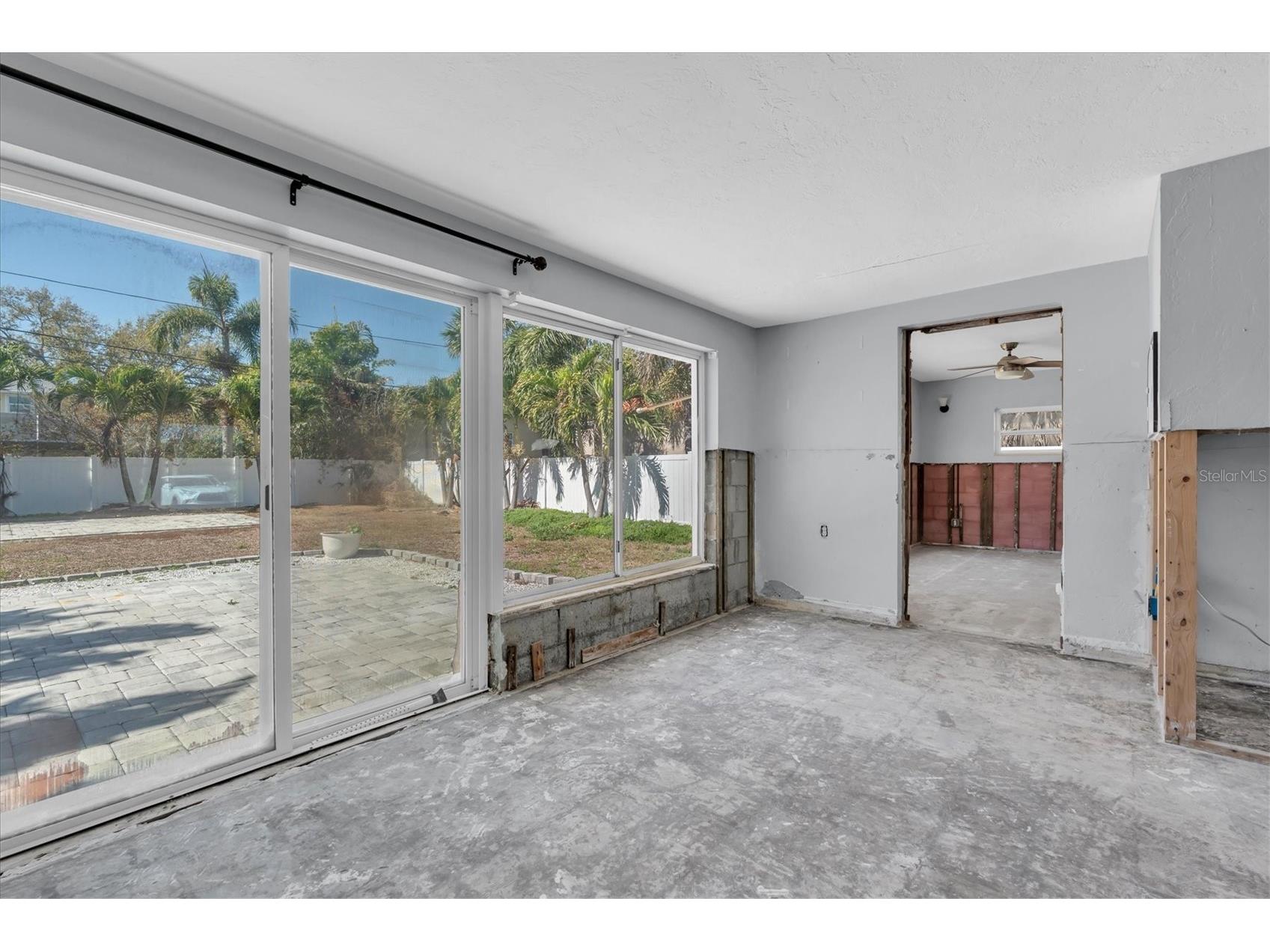 735 Snell Isle Boulevard NE Saint Petersburg FL 33704 TB8481936 image12