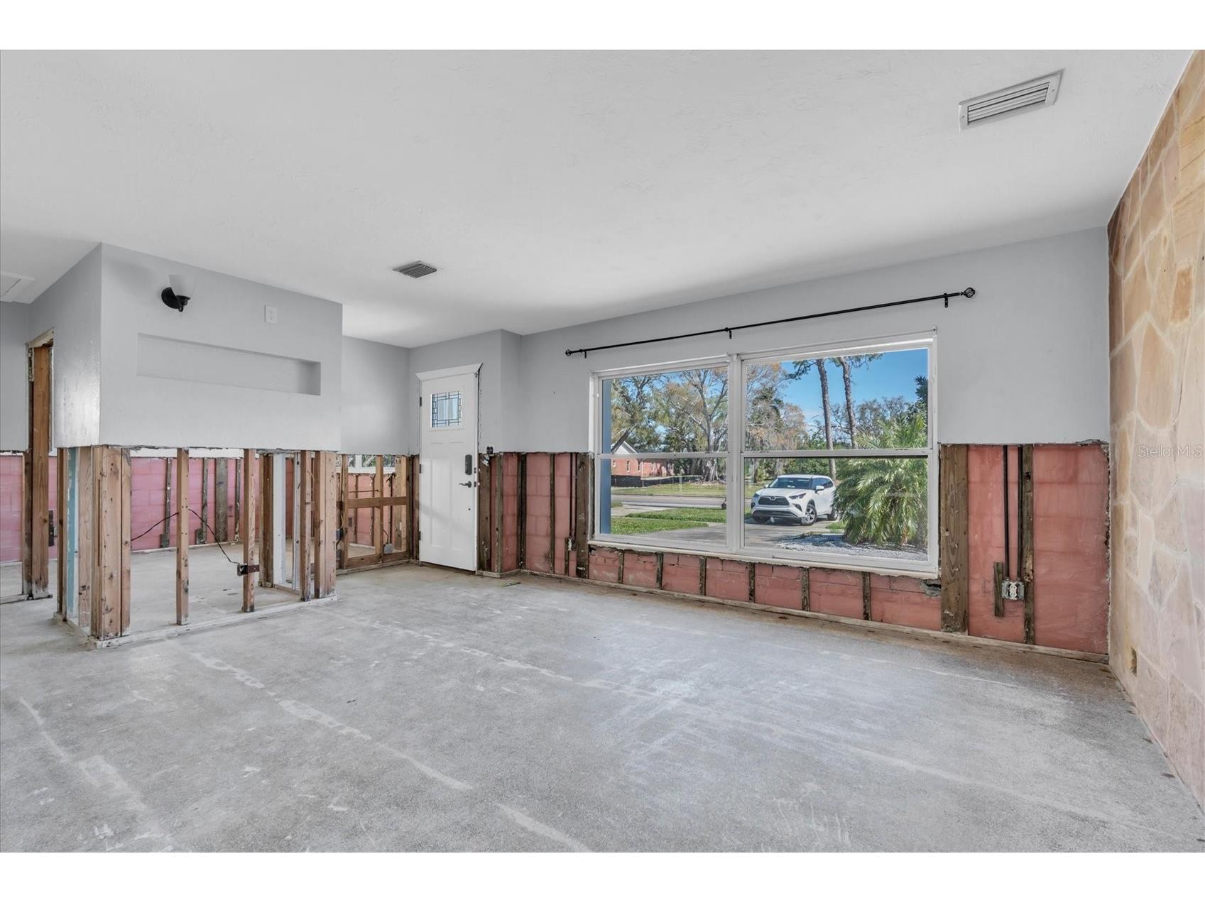 735 Snell Isle Boulevard NE Saint Petersburg FL 33704 TB8481936 image6