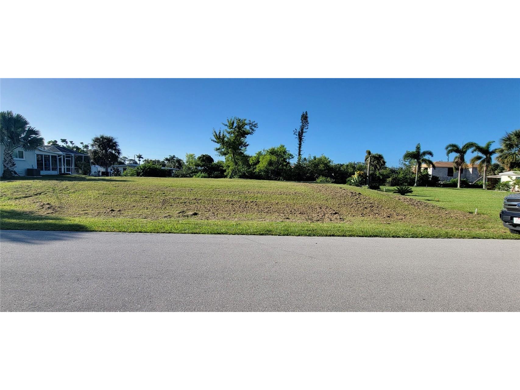 735 Sturgeon Place Punta Gorda FL 33950 C7481763 image1