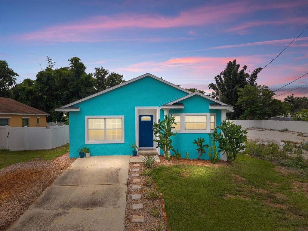 735 Timor Avenue Orlando FL 32804 O6330426 image1