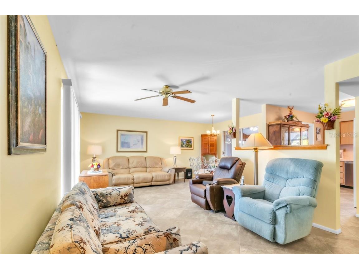 735 Torrey Pines Avenue Sun City Center FL 33573 TB8446676 image11