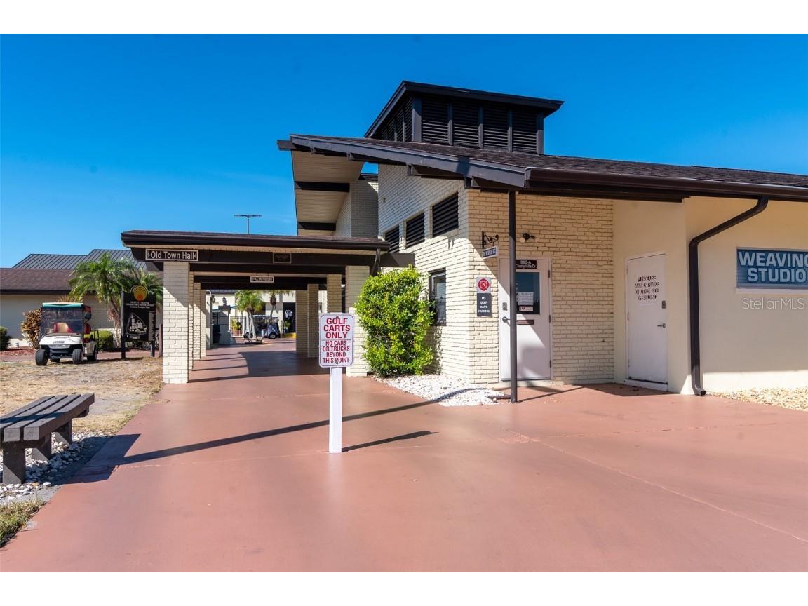 735 Torrey Pines Avenue Sun City Center FL 33573 TB8446676 image40