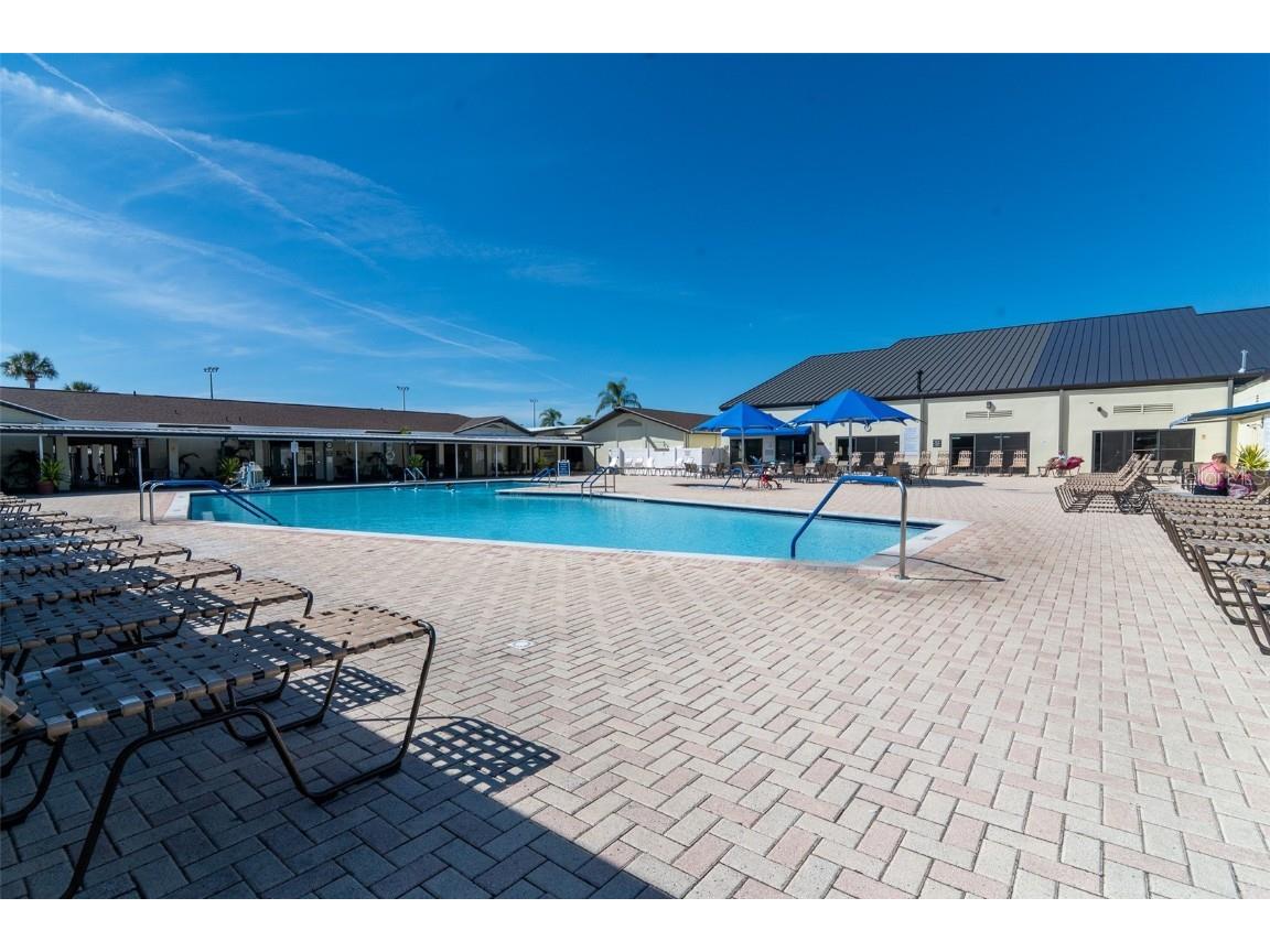 735 Torrey Pines Avenue Sun City Center FL 33573 TB8446676 image46