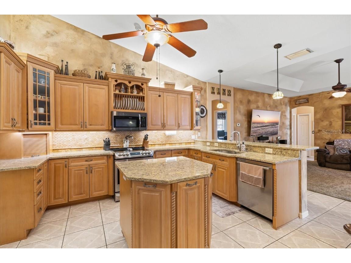 7350 Deer Crossing Court Sarasota FL 34240 A4671132 image15