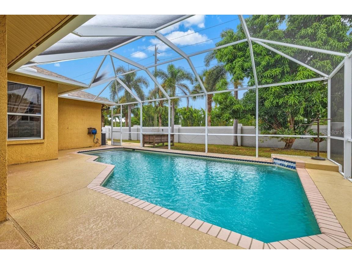 7350 Deer Crossing Court Sarasota FL 34240 A4671132 image2