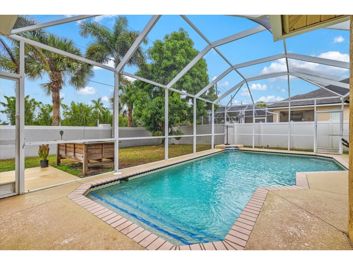 7350 Deer Crossing Court Sarasota FL 34240 A4671132 image41