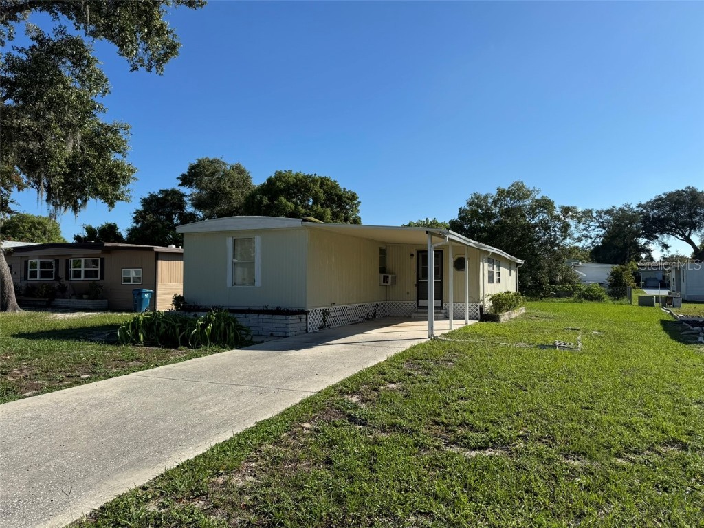 7350 First Loop Avenue Brooksville FL 34613 W7878299 image1