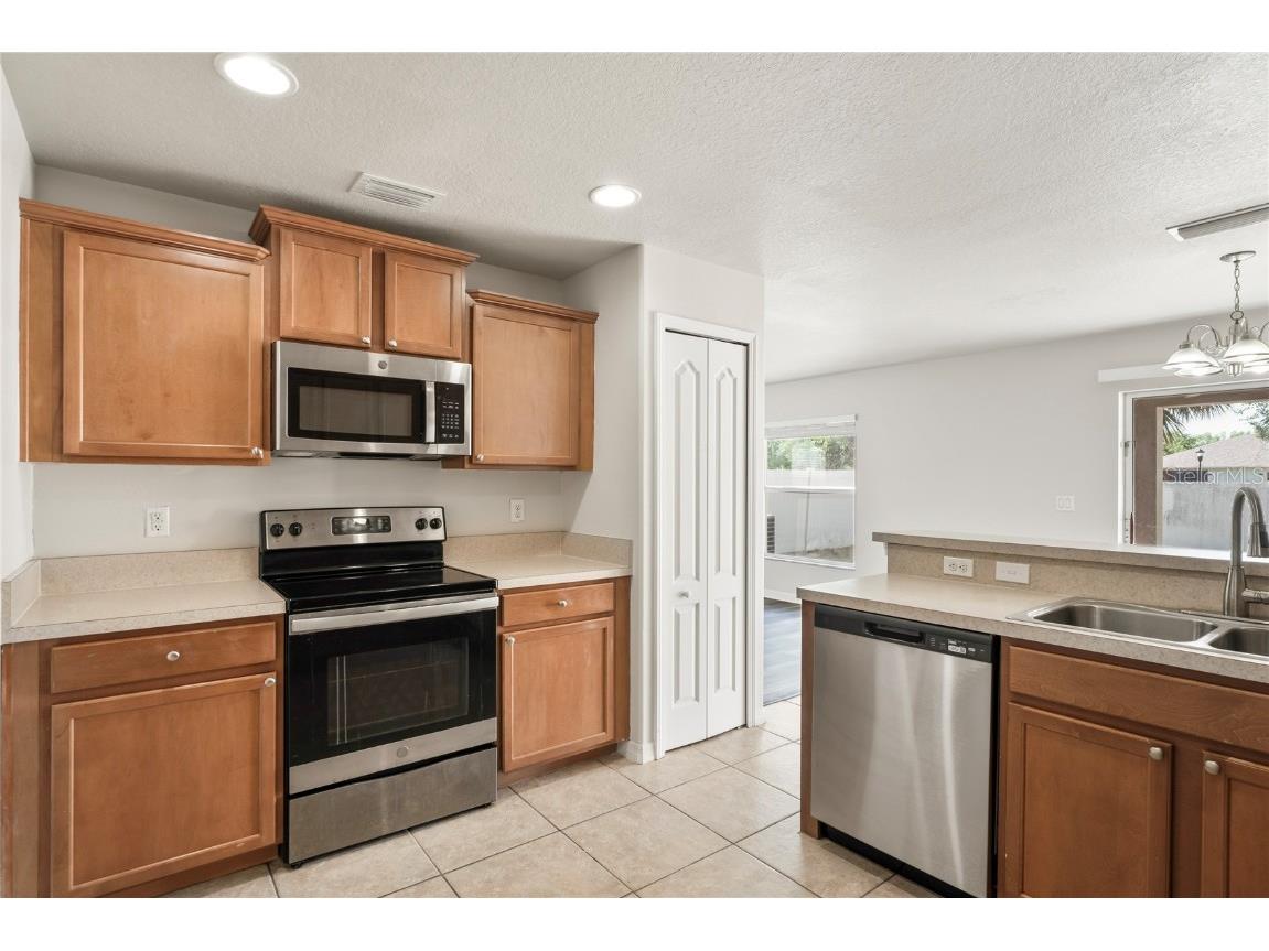 7350 Lumber Port Drive Ruskin FL 33573 TB8368278 image6