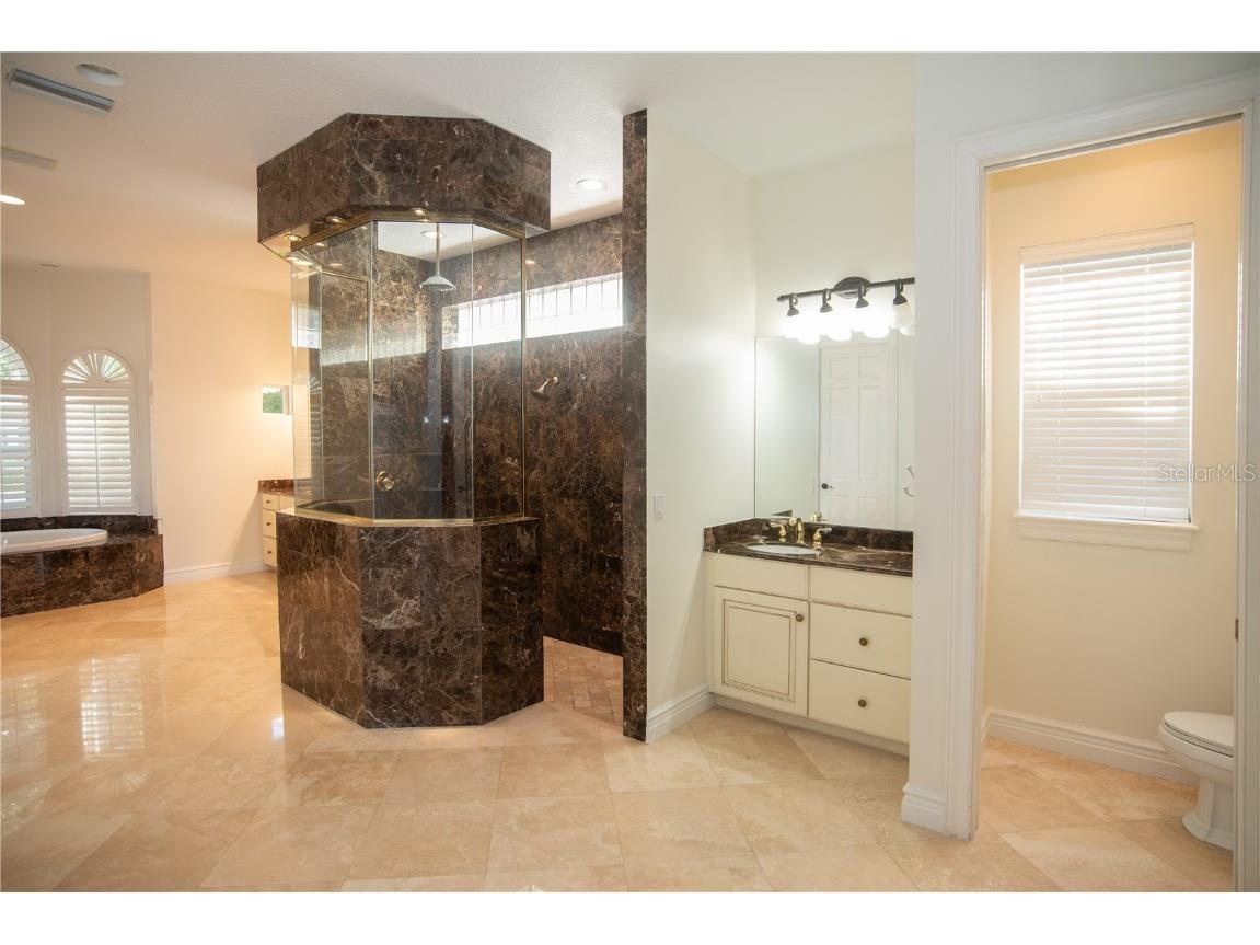 7350 Periwinkle Drive Sarasota FL 34231 A4667555 image14