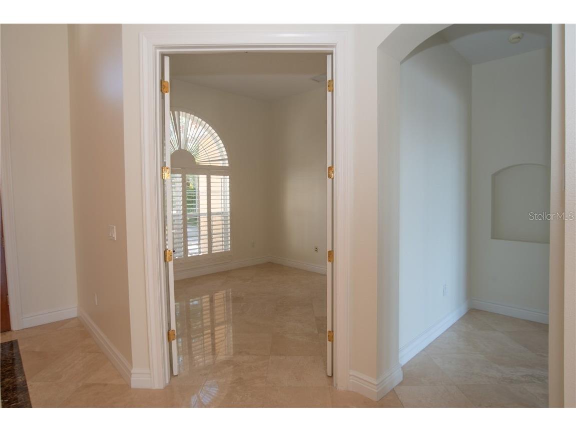 7350 Periwinkle Drive Sarasota FL 34231 A4667555 image7