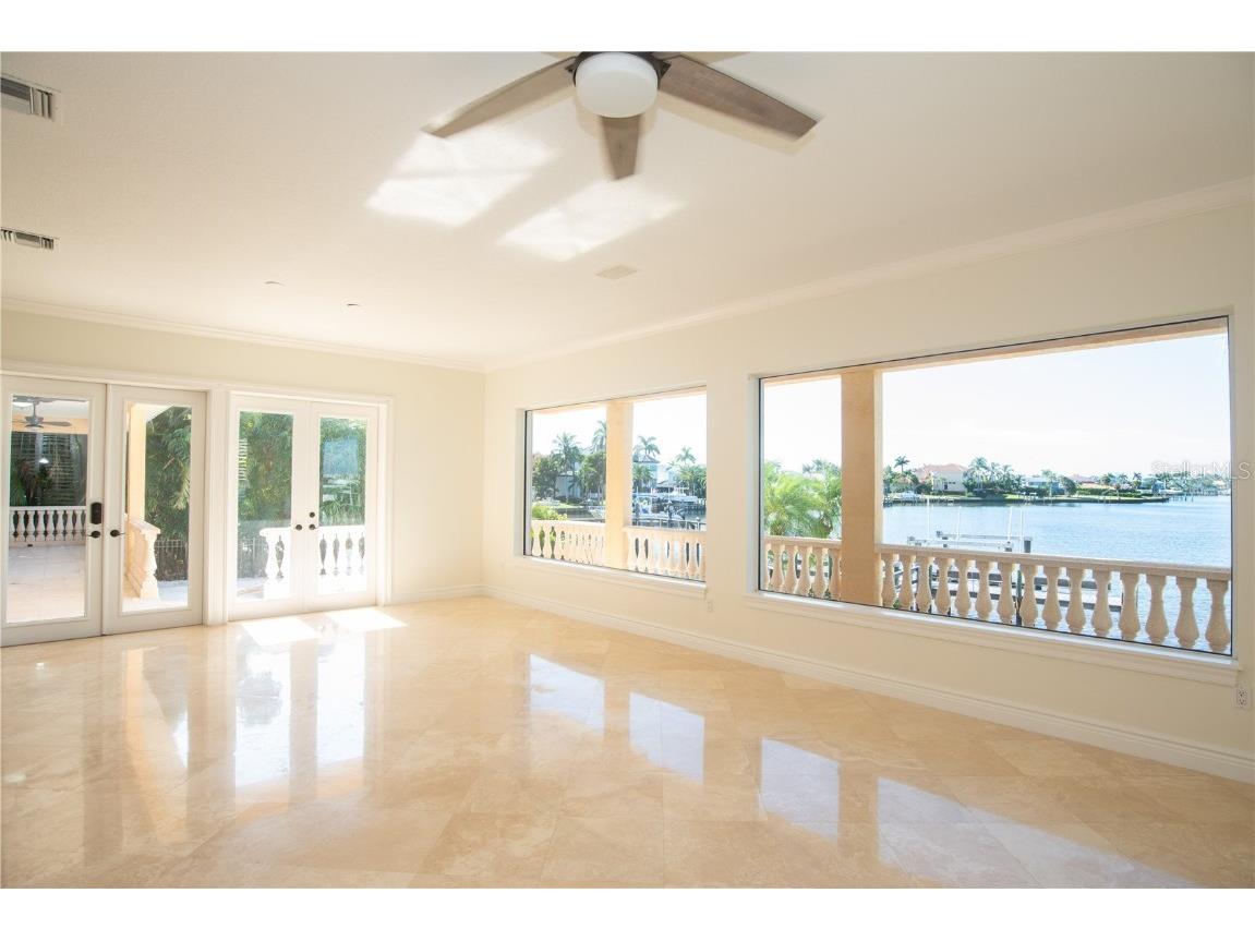 7350 Periwinkle Drive Sarasota FL 34231 A4667555 image9