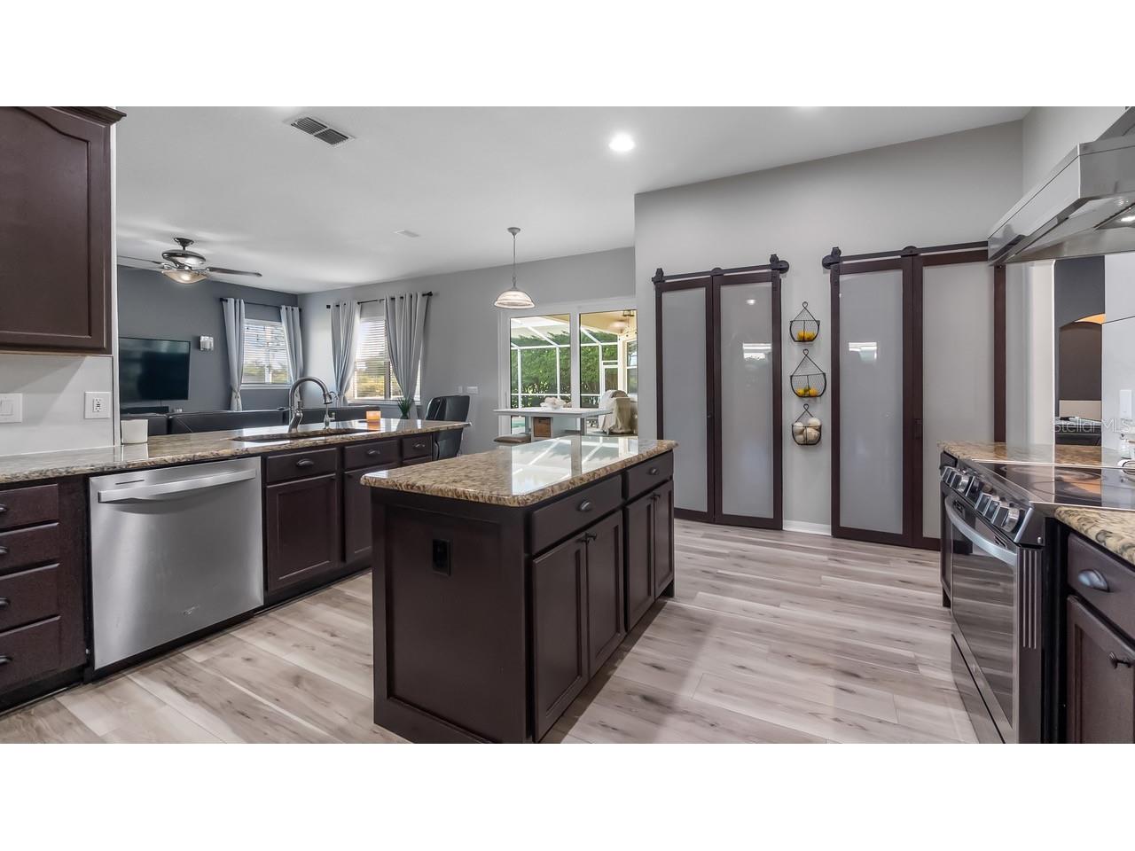 7351 Spring Mountain Lane Yalaha FL 34797 G5110178 image16