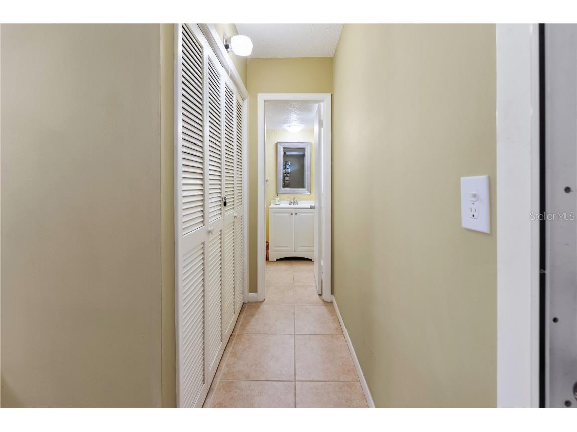 7351 W Country Club Drive N #103 Sarasota FL 34243 A4660263 image20