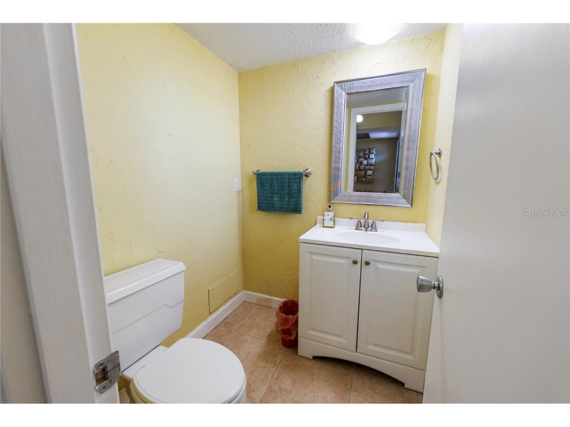 7351 W Country Club Drive N #103 Sarasota FL 34243 A4660263 image21