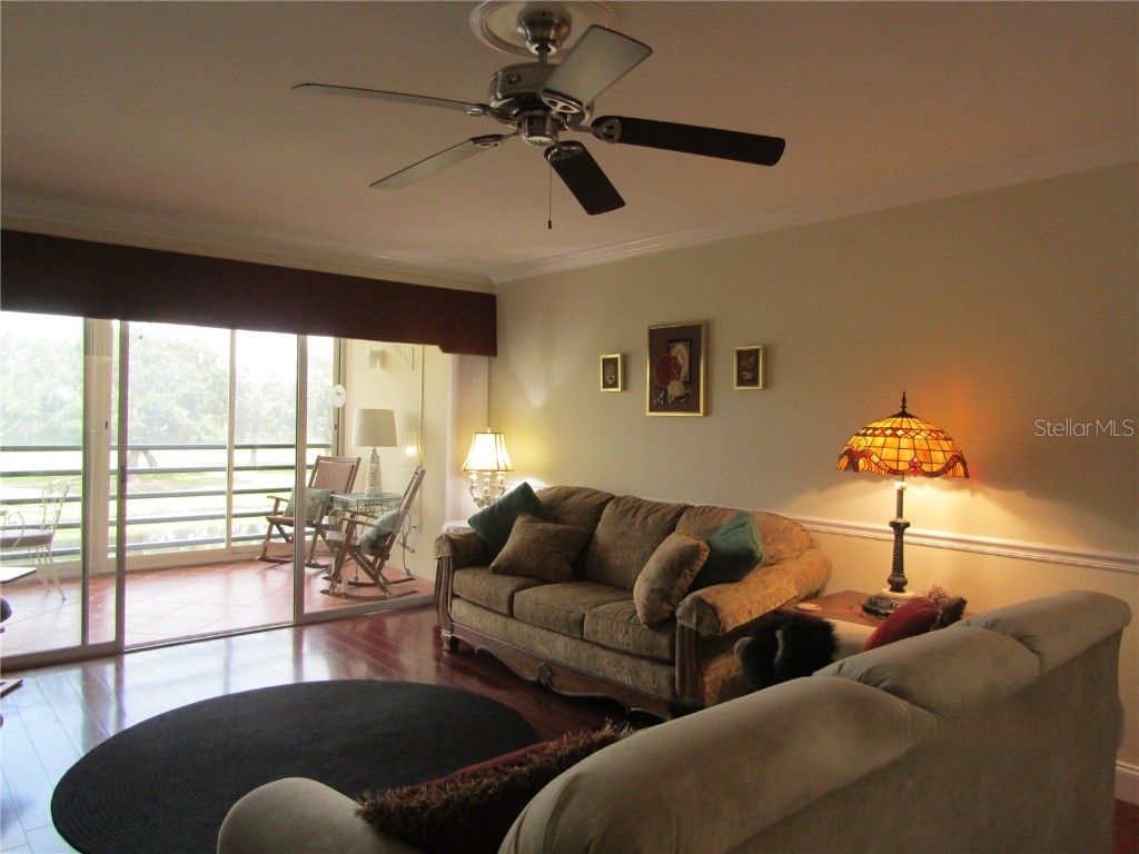 7351 W Country Club Drive N #202 Sarasota FL 34243 A4618843 image10
