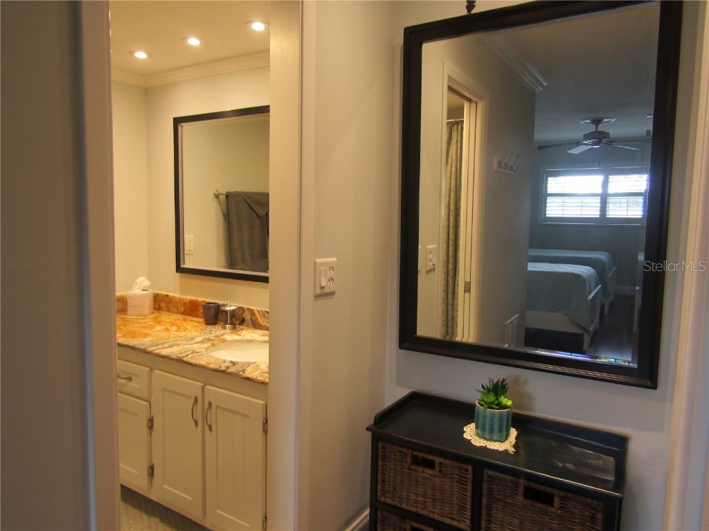 7351 W Country Club Drive N #202 Sarasota FL 34243 A4618843 image18