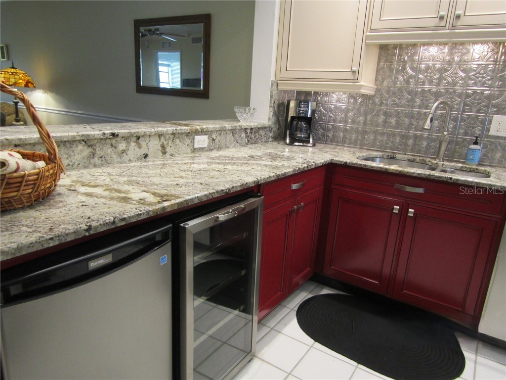 7351 W Country Club Drive N #202 Sarasota FL 34243 A4618843 image5