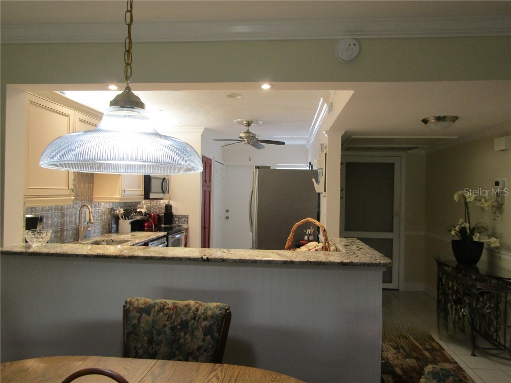 7351 W Country Club Drive N #202 Sarasota FL 34243 A4618843 image9