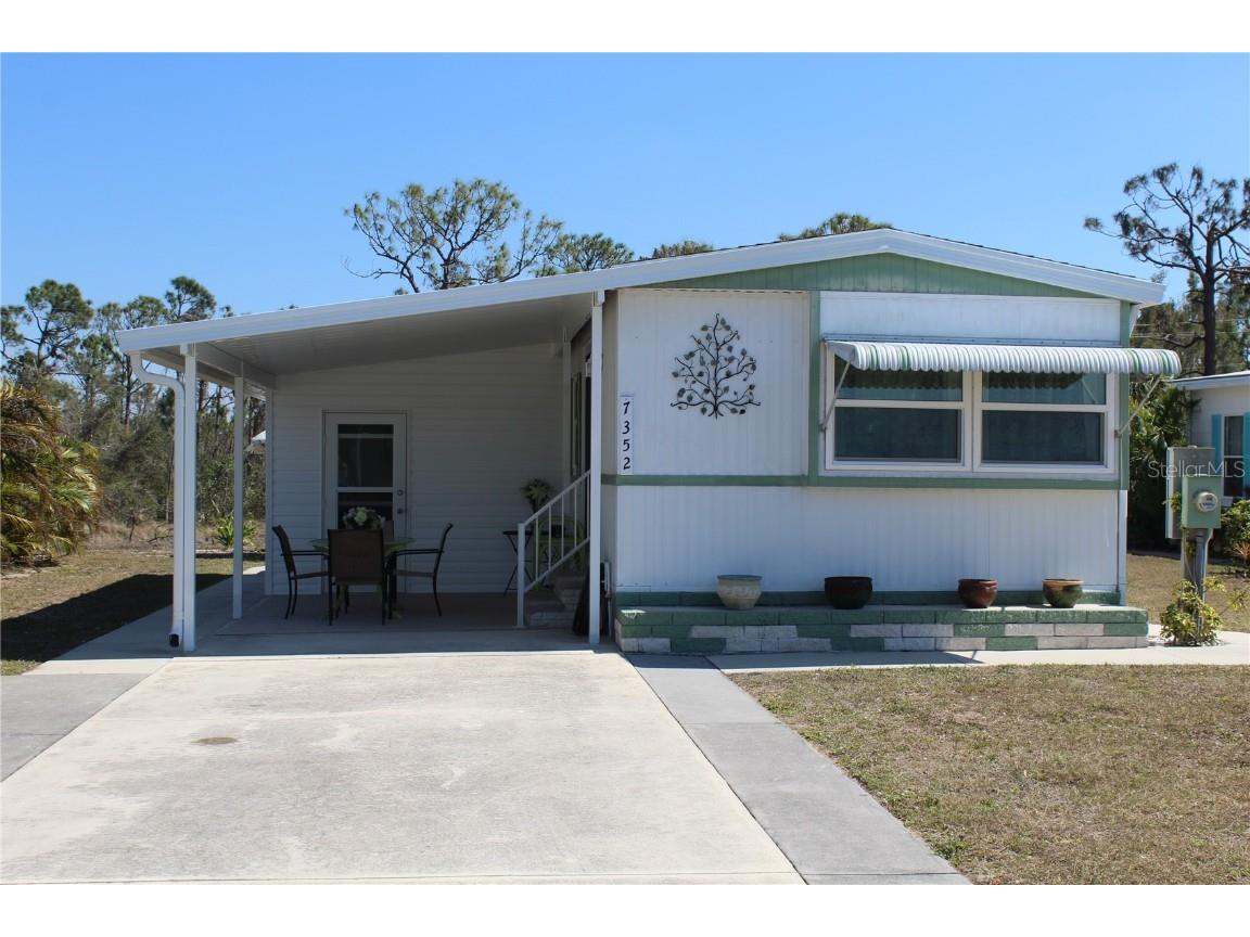 7352 Candace Lane Port Charlotte FL 33981 - BUTTERFORD WATERWAY C7472149 image1