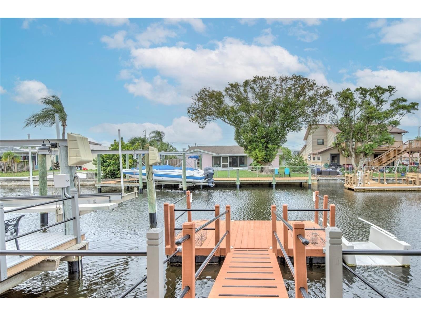 7352 Gulf Way Hudson FL 34667 W7885031 image66