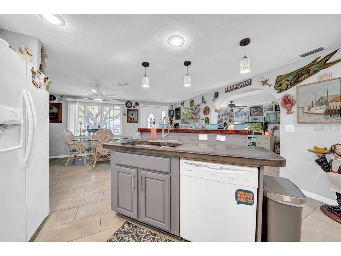 7353 Banner Street New Port Richey FL 34653 W7880681 image12