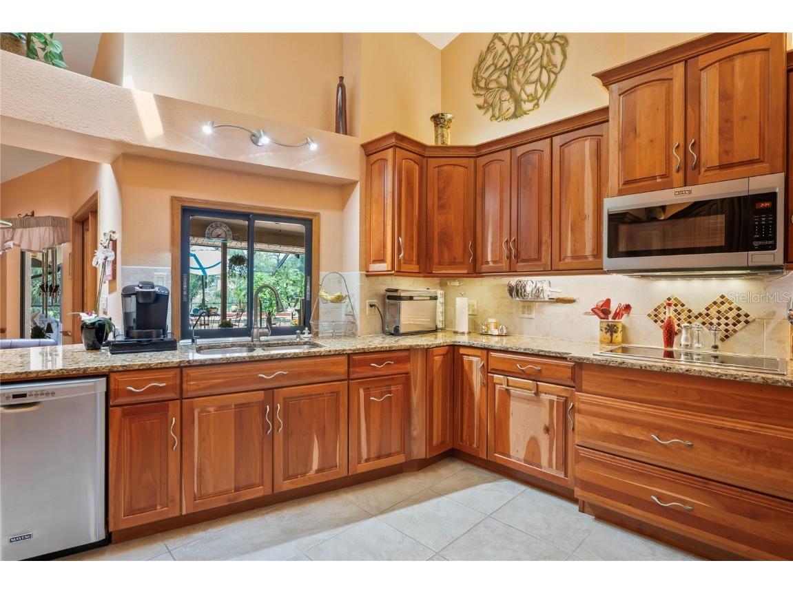 7353 Dogwood Crescent Spring Hill FL 34607 TB8381934 image17