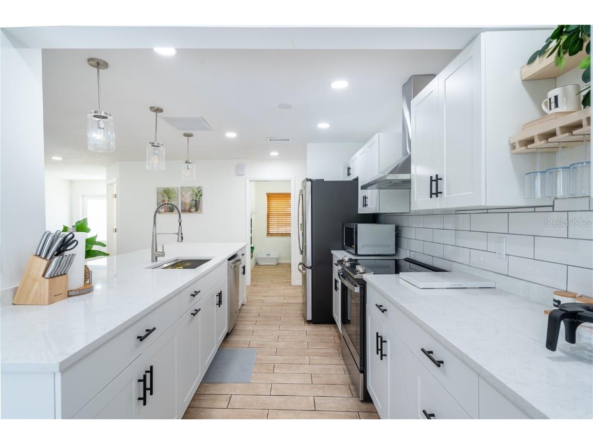 7354 Biltmore Drive Sarasota FL 34231 A4544255 image16