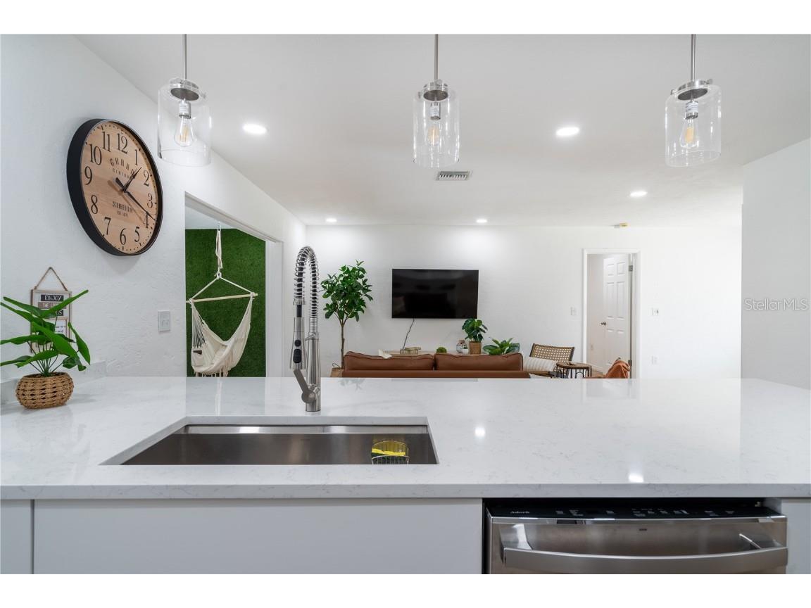 7354 Biltmore Drive Sarasota FL 34231 A4544255 image18