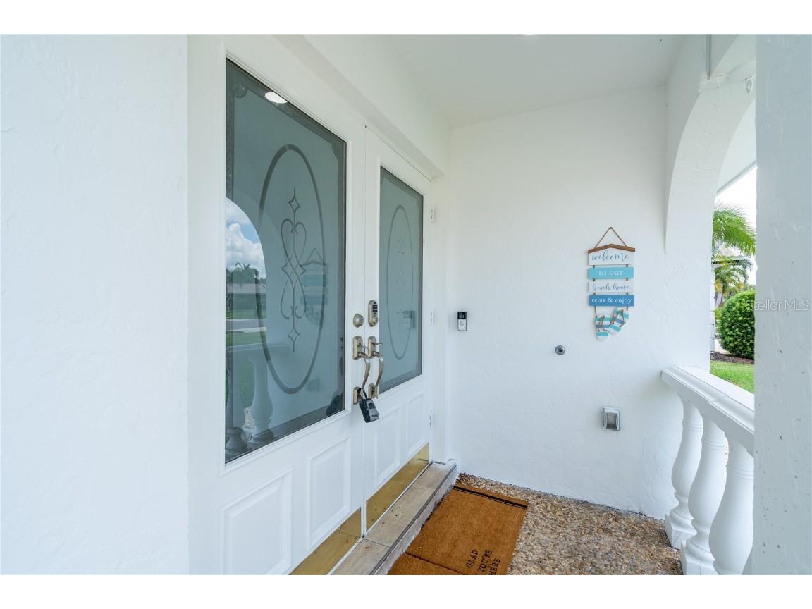 7354 Biltmore Drive Sarasota FL 34231 A4544255 image3