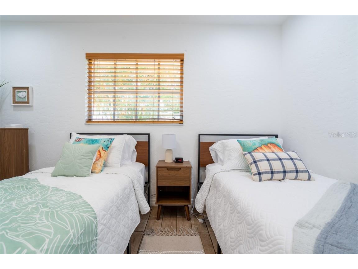 7354 Biltmore Drive Sarasota FL 34231 A4544255 image44