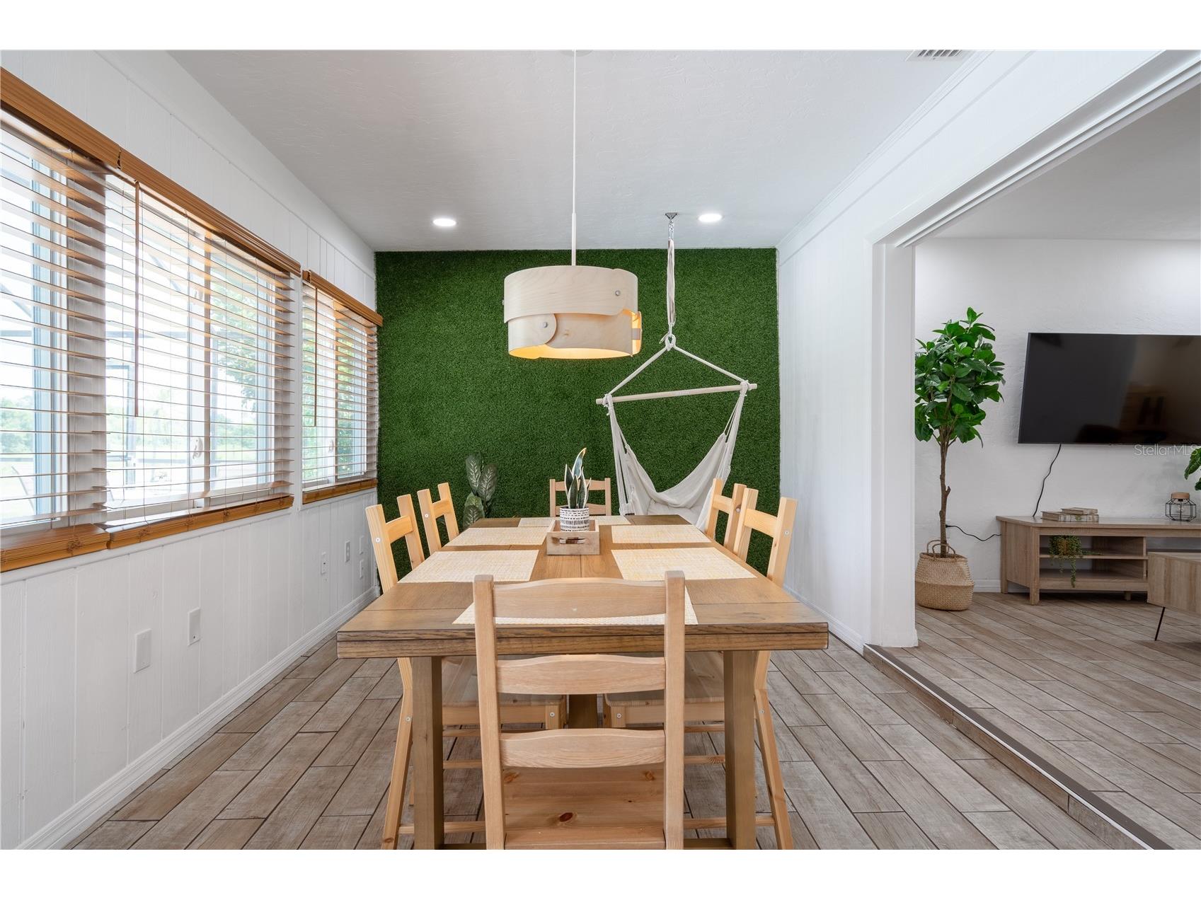 7354 Biltmore Drive Sarasota FL 34231 A4544255 image16