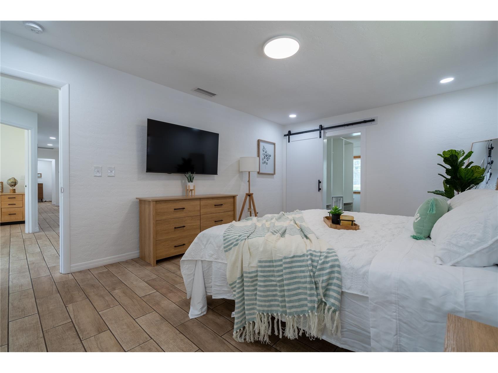 7354 Biltmore Drive Sarasota FL 34231 A4544255 image27