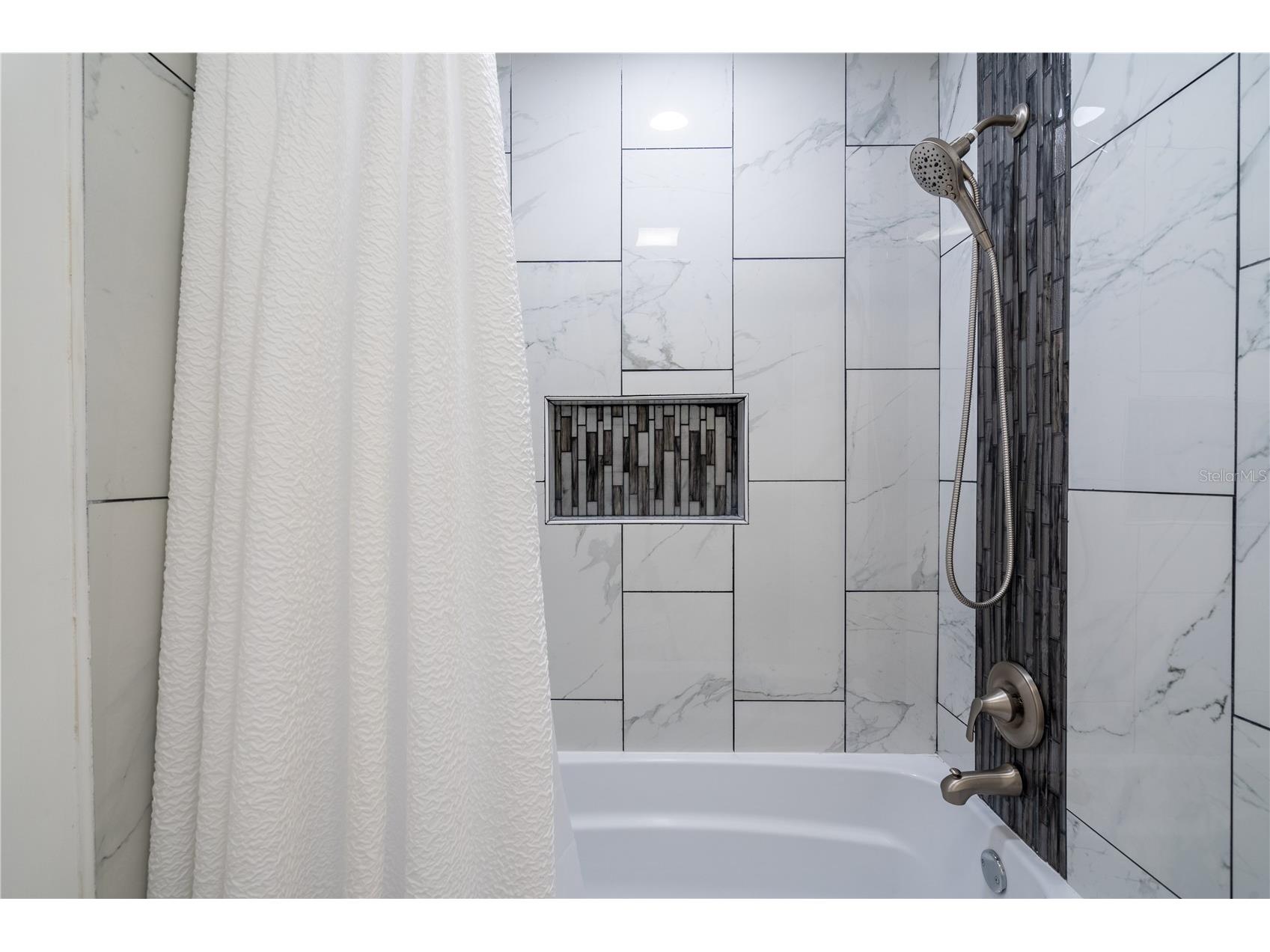 7354 Biltmore Drive Sarasota FL 34231 A4544255 image36