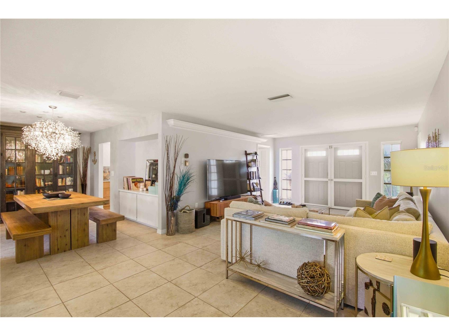 7354 W Country Club Drive N Sarasota FL 34243 A4689516 image11