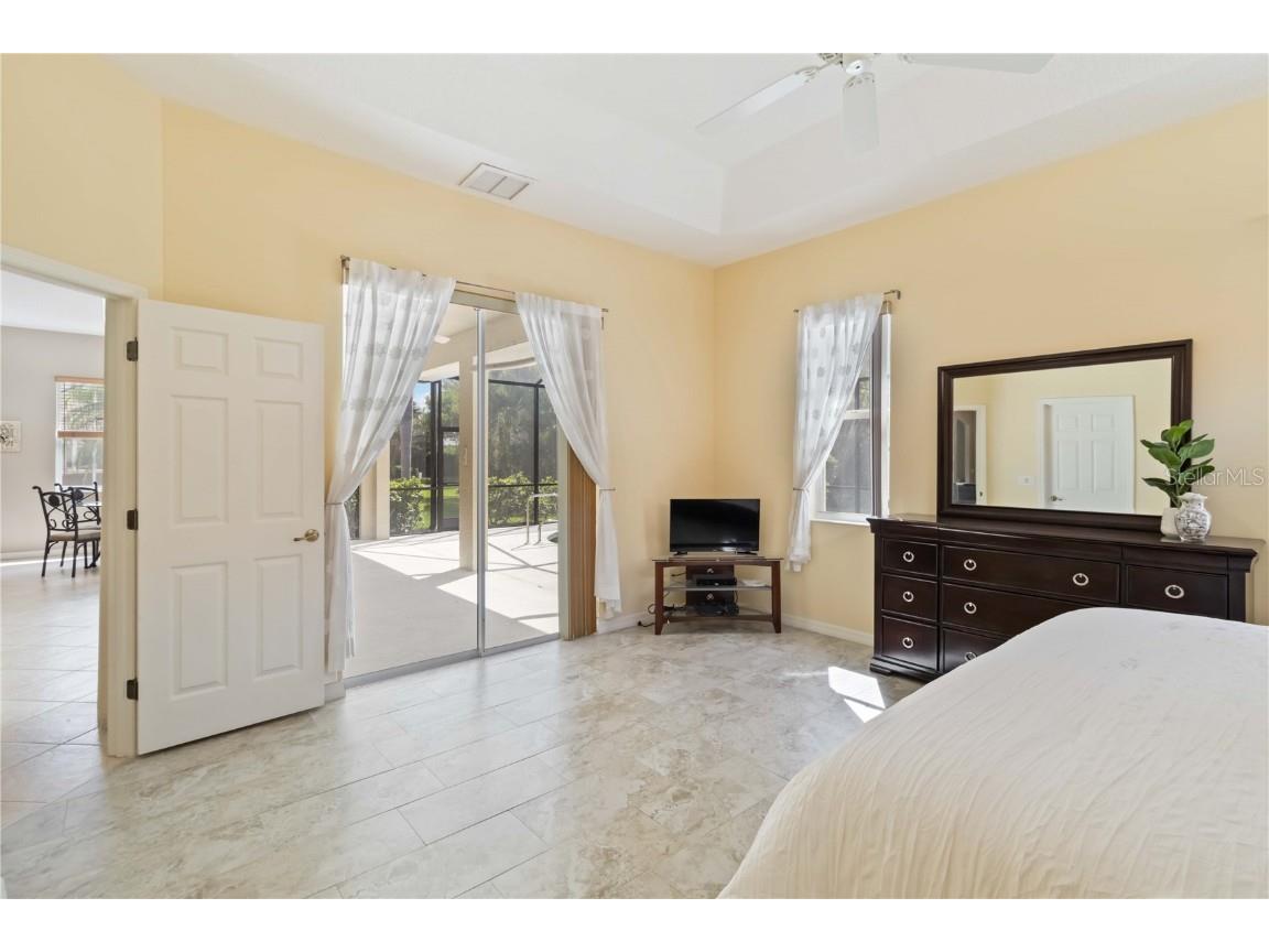 7358 Stanhope Court Sarasota FL 34238 A4667764 image29