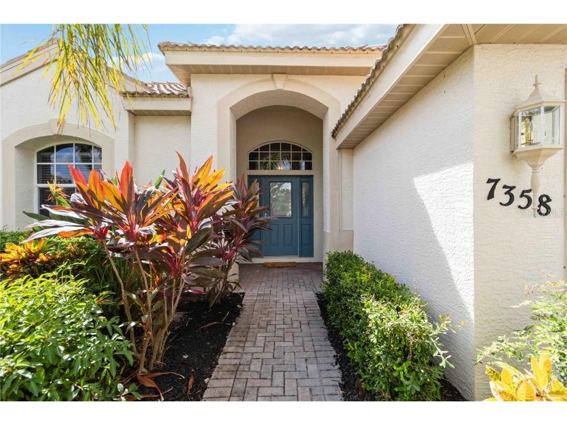 7358 Stanhope Court Sarasota FL 34238 A4667764 image3