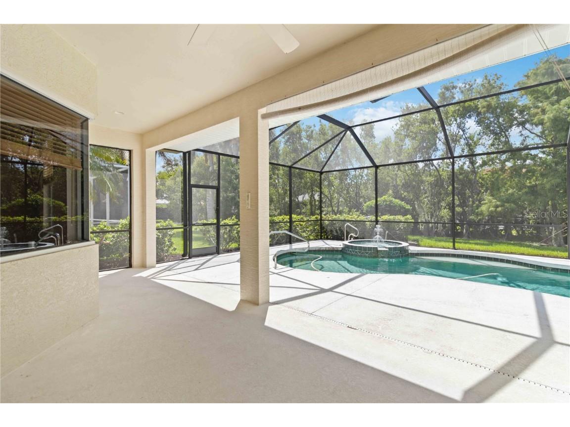 7358 Stanhope Court Sarasota FL 34238 A4667764 image39