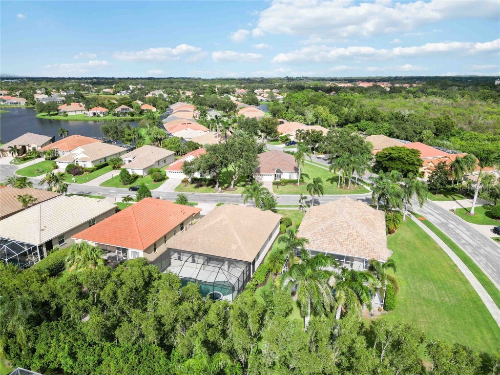 7358 Stanhope Court Sarasota FL 34238 A4667764 image55