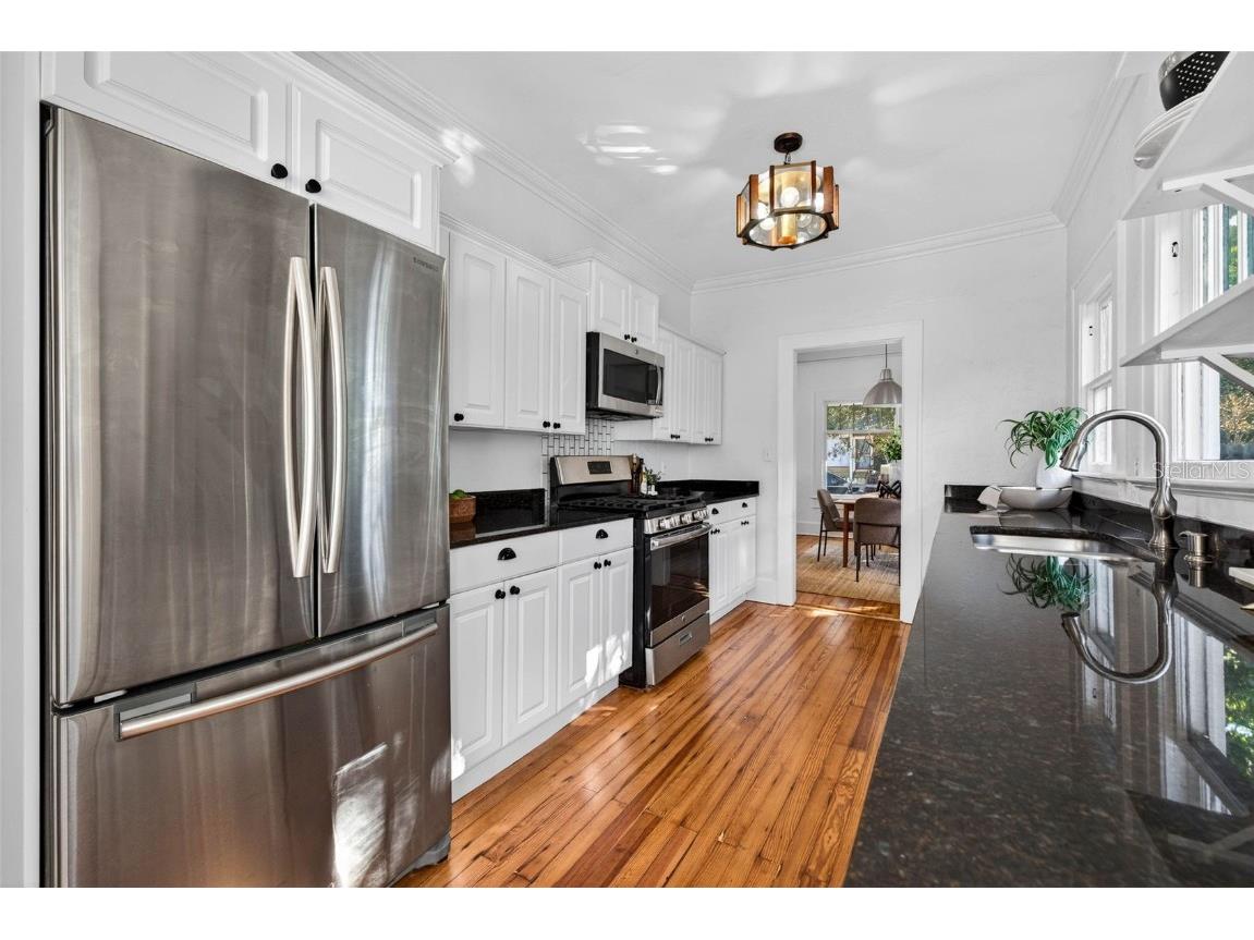 736 6th Street N Saint Petersburg FL 33701 TB8452403 image15