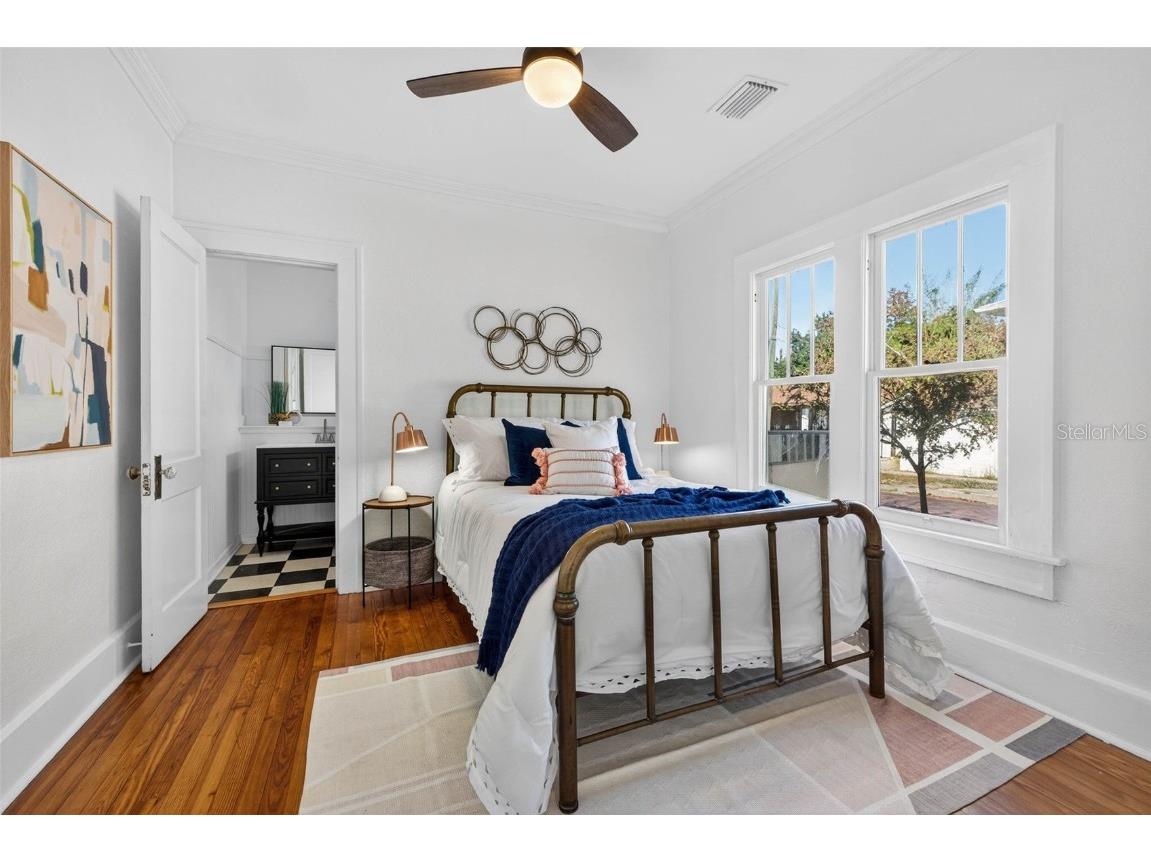 736 6th Street N Saint Petersburg FL 33701 TB8452403 image26