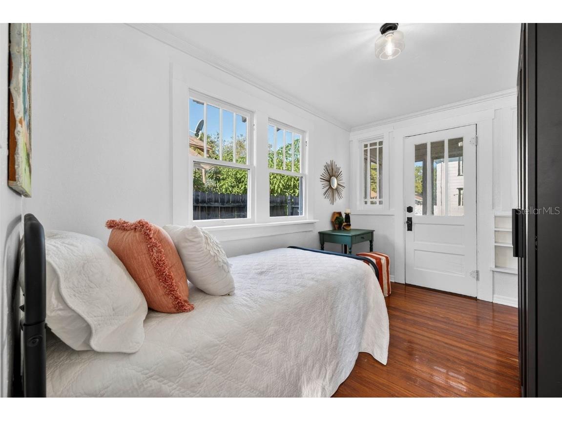 736 6th Street N Saint Petersburg FL 33701 TB8452403 image30