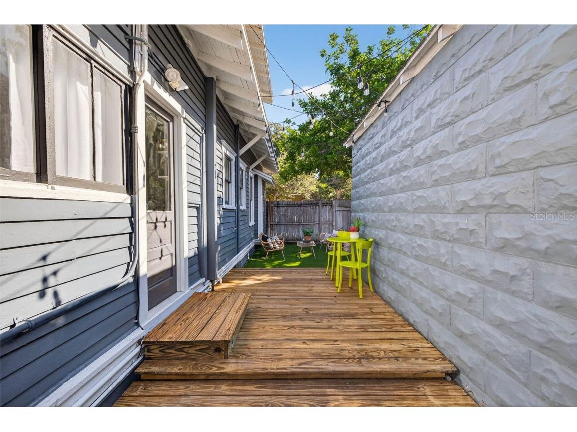 736 6th Street N Saint Petersburg FL 33701 TB8452403 image35