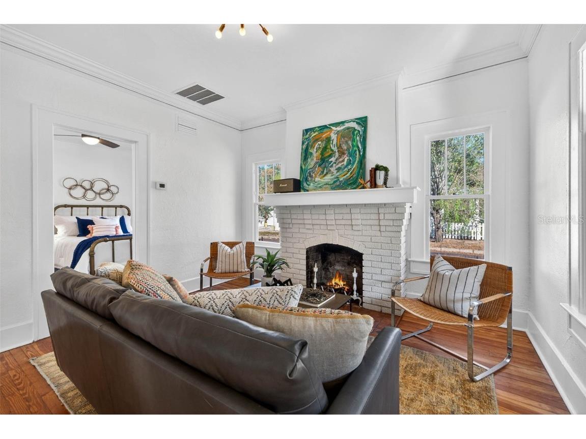 736 6th Street N Saint Petersburg FL 33701 TB8452403 image8