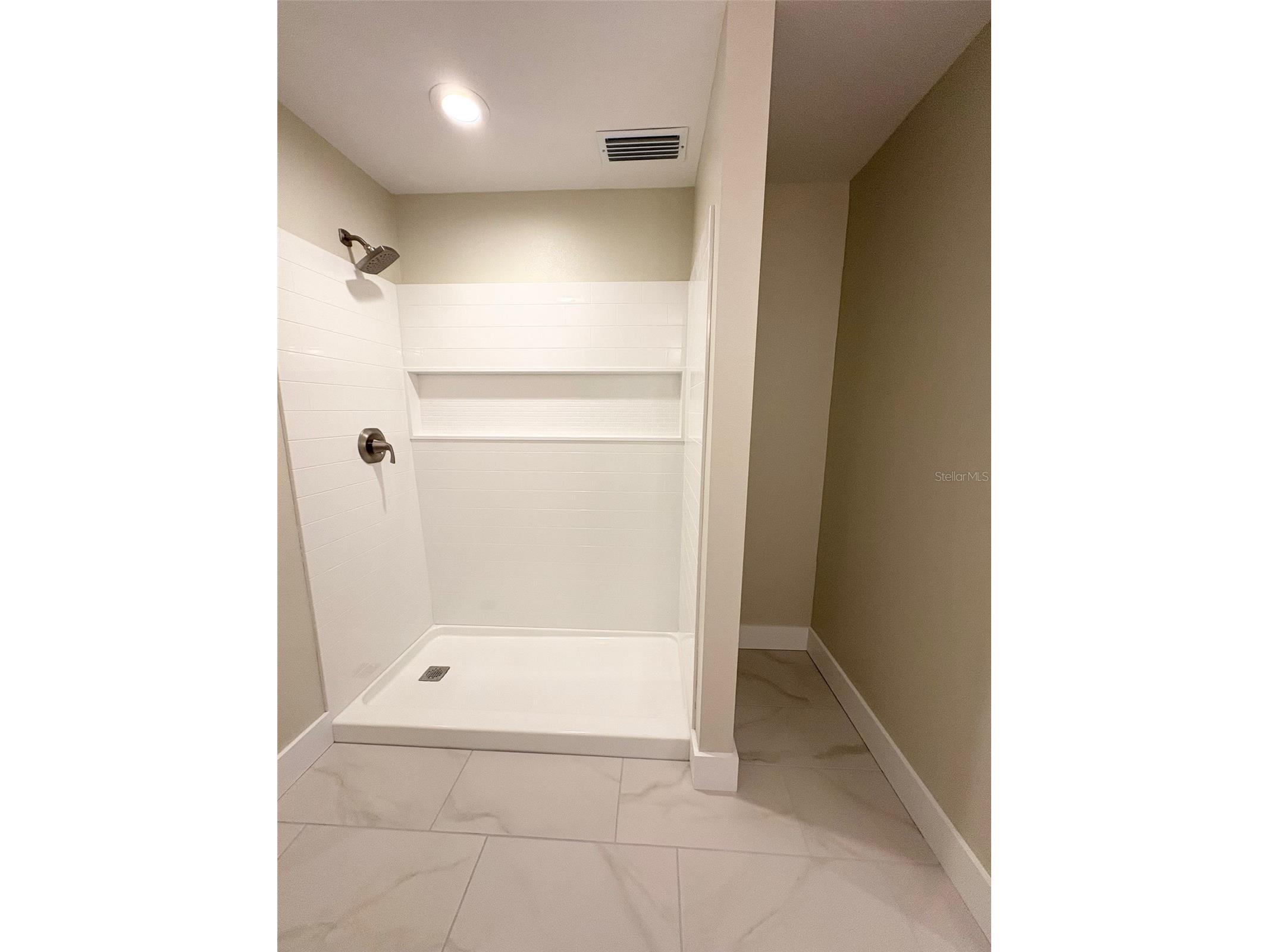 736 86th Avenue N Saint Petersburg FL 33702 TB8491571 image25