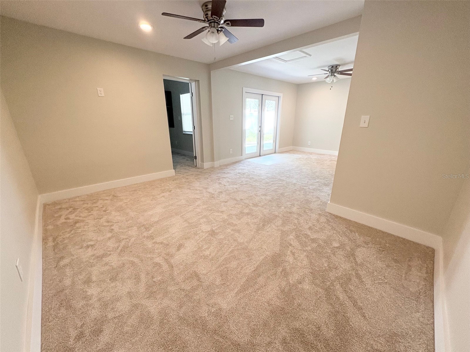 736 86th Avenue N Saint Petersburg FL 33702 TB8491571 image26